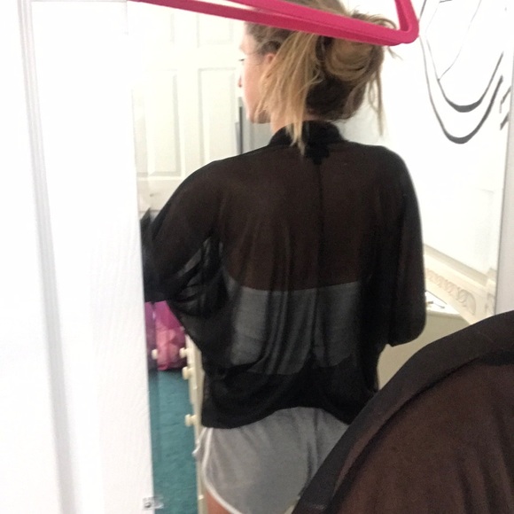 Collection Dressbarn Mesh Shall - Picture 7 of 7